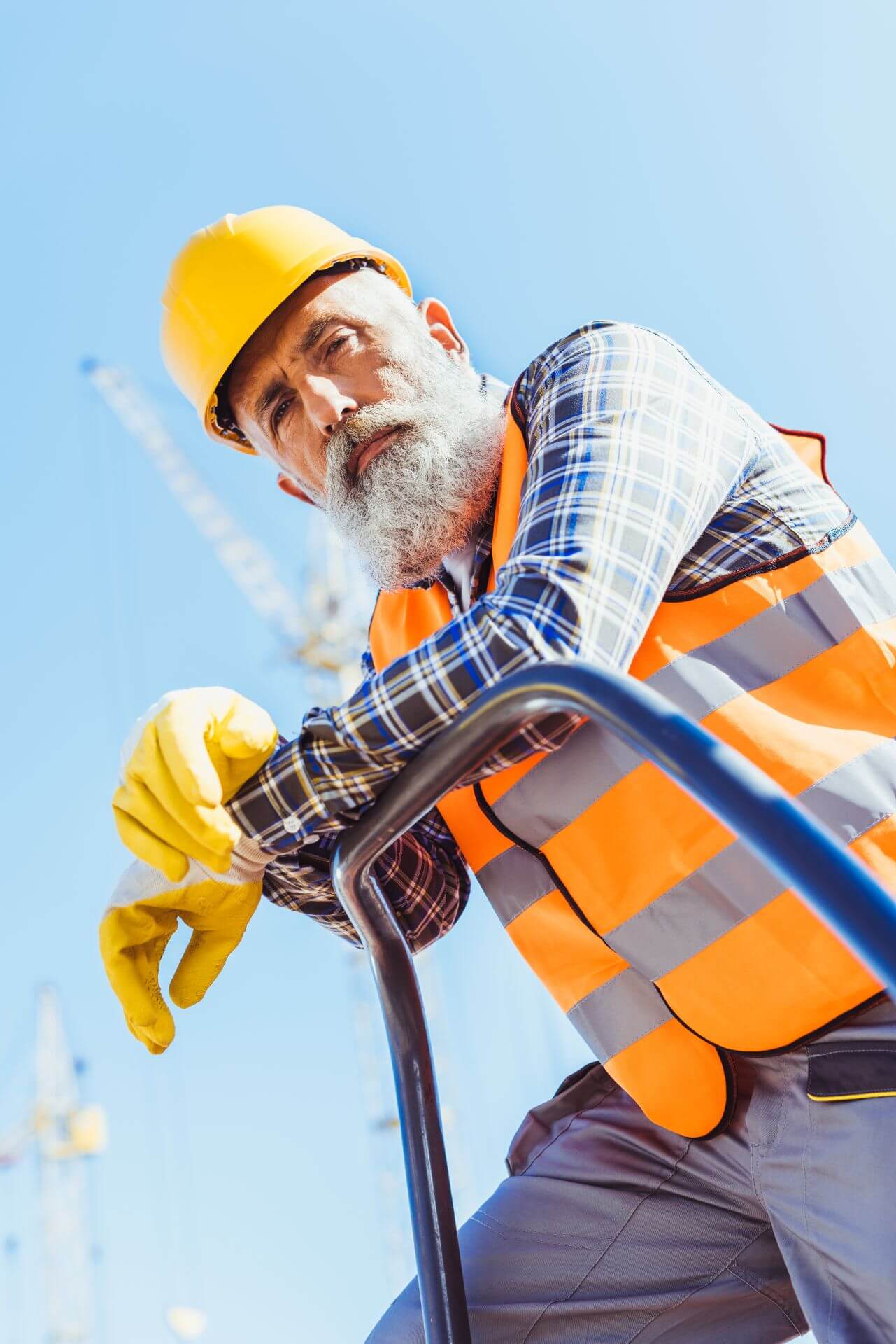 bearded-construction-worker-in-reflective-vest-and-2024-11-18-00-24-14-utc.jpg